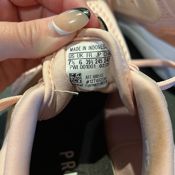 Adidas Sneakers - Picture 4 of 6